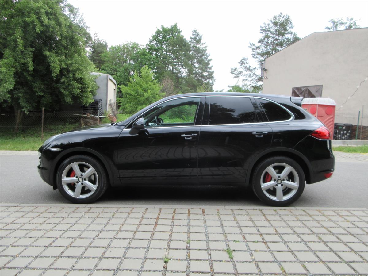 porsche-cayenne-3-0-d-navi-kuze-20alu - 5