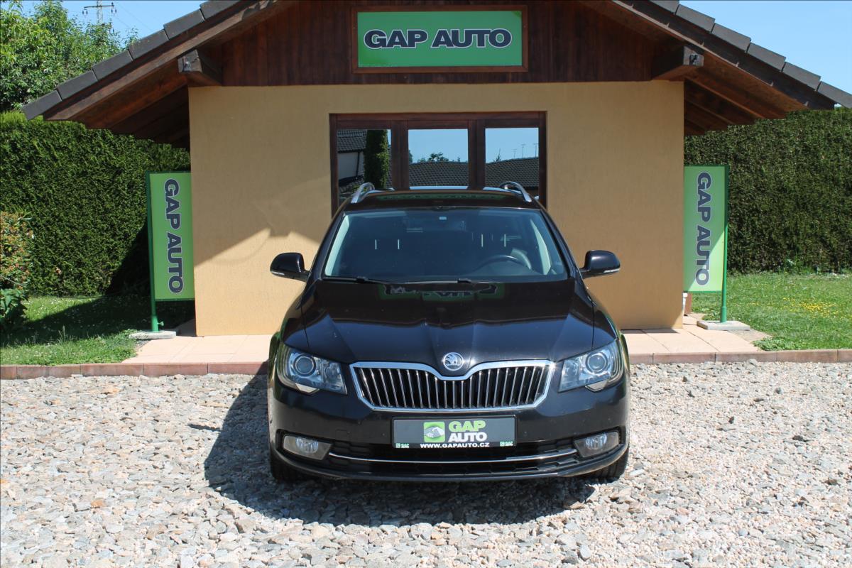 skoda-superb-2-0-tdi-103kw-4x4-elegance - 1