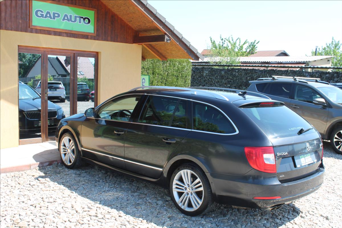 skoda-superb-2-0-tdi-103kw-4x4-elegance - 3