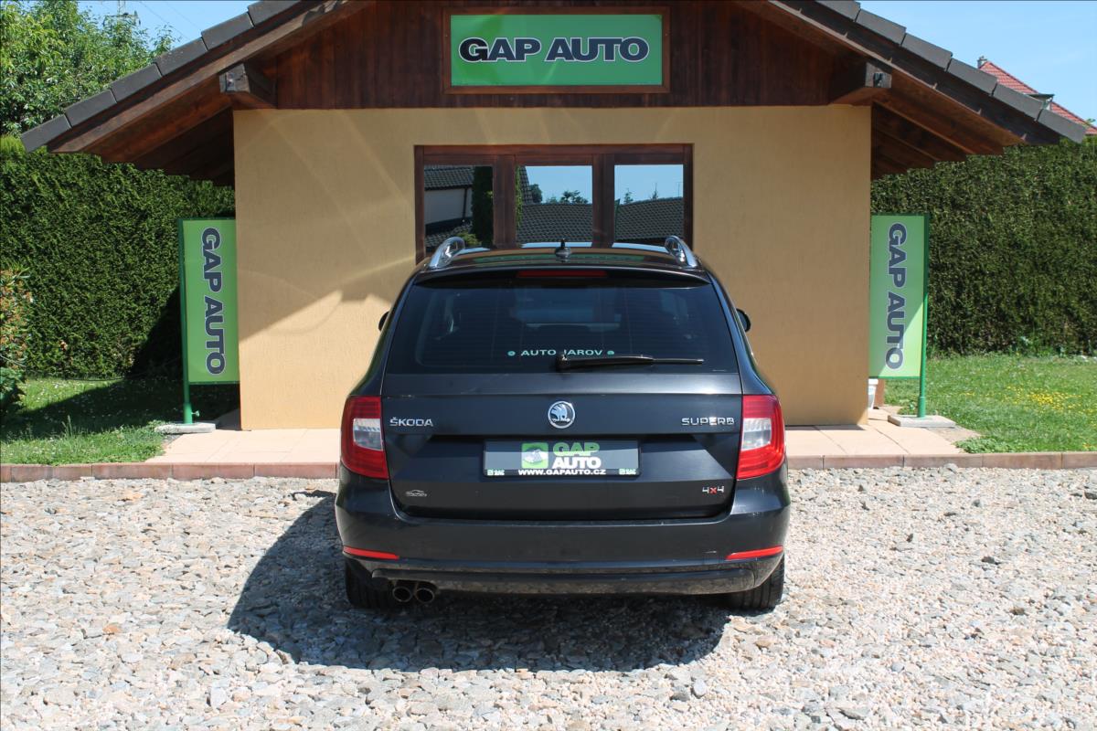 skoda-superb-2-0-tdi-103kw-4x4-elegance - 4