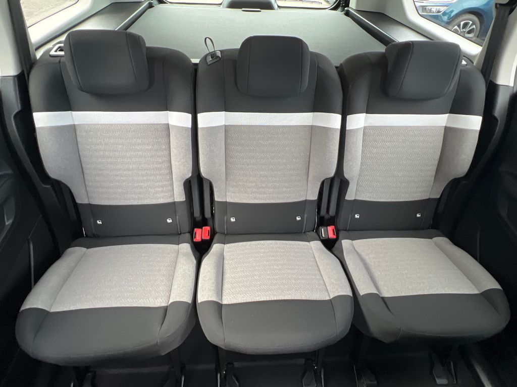 citroen-berlingo-1-2-130k-zaruka-servis-eat8 - 6