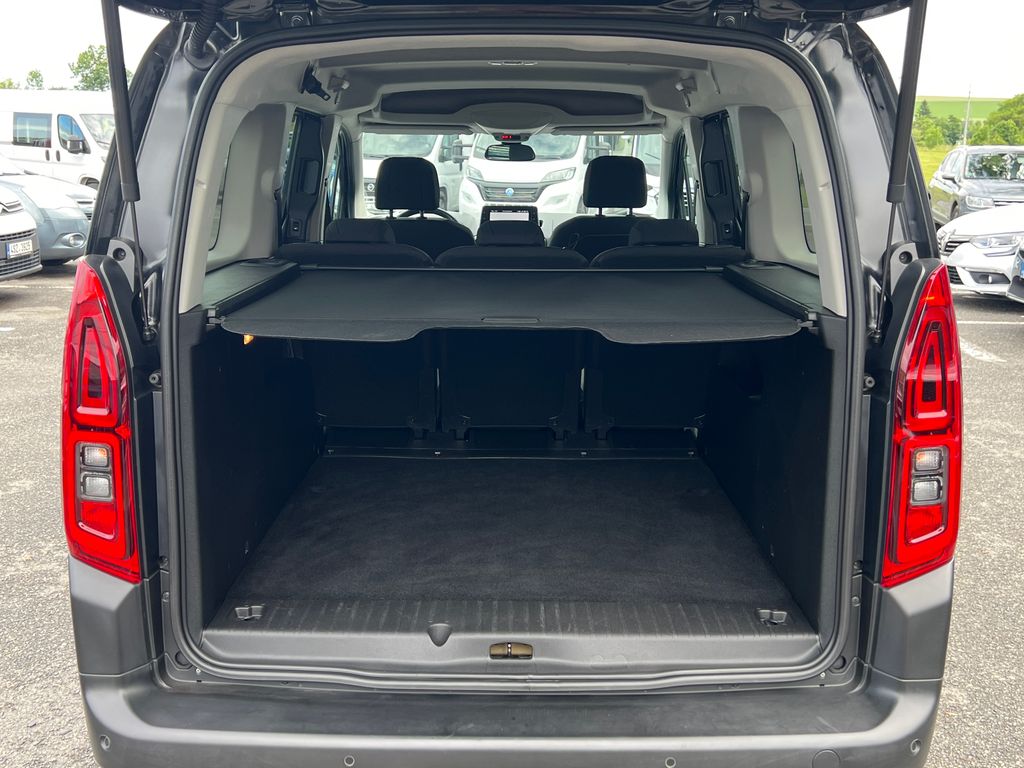 citroen-berlingo-1-2-130k-zaruka-servis-eat8 - 7