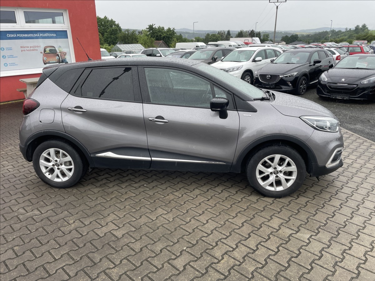 renault-captur-0-9-tce-limited-cr-1-majitel-nehavarovane - 9