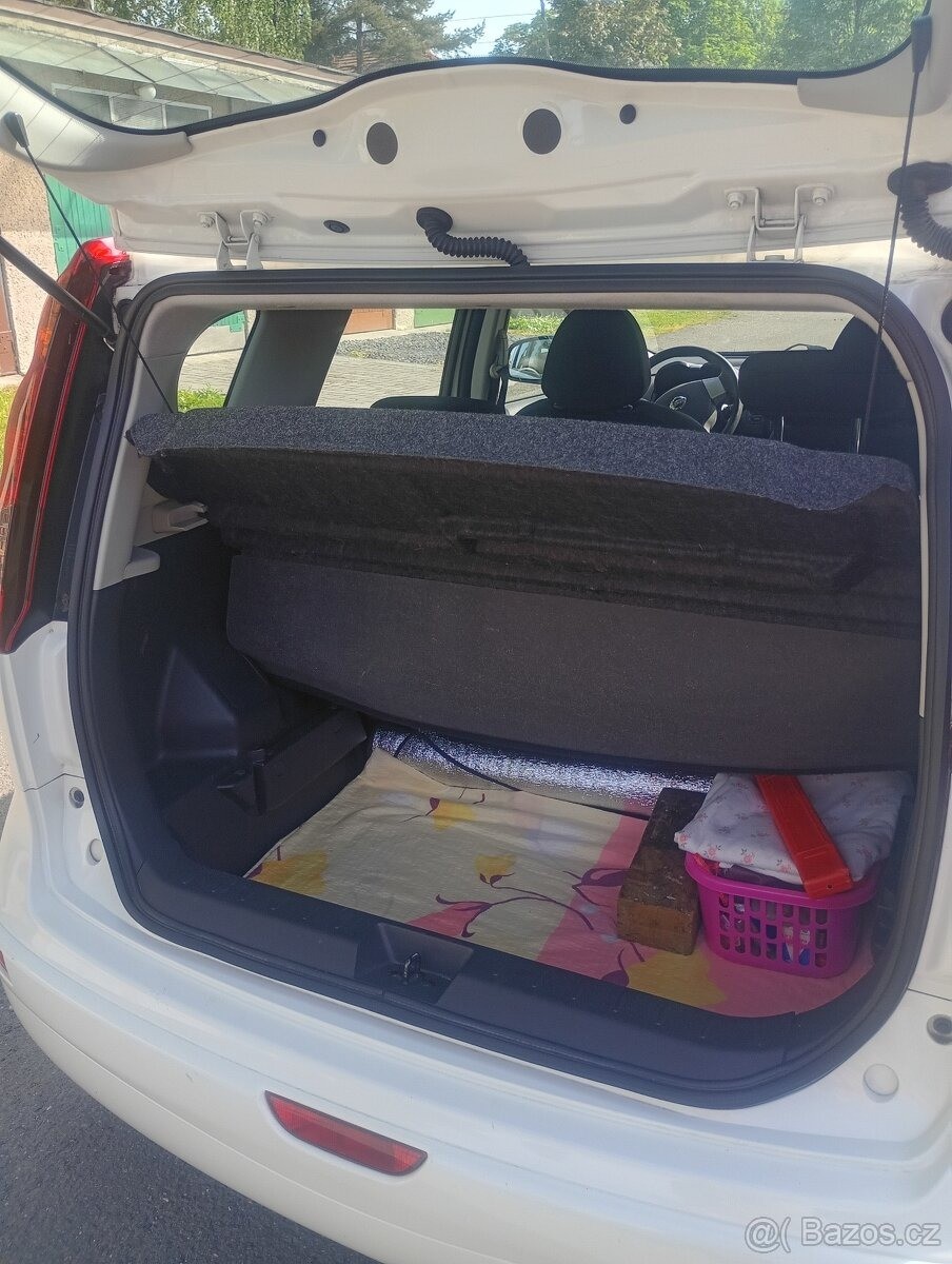 nissan-note-1-4-prodam - 2