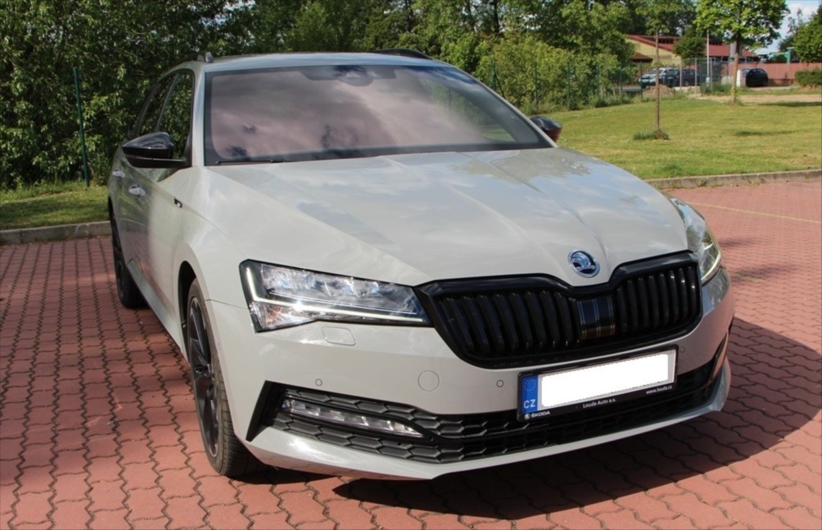 skoda-superb-2-0-2roky-zaruk-40t-km-147kw-1-maj - 7