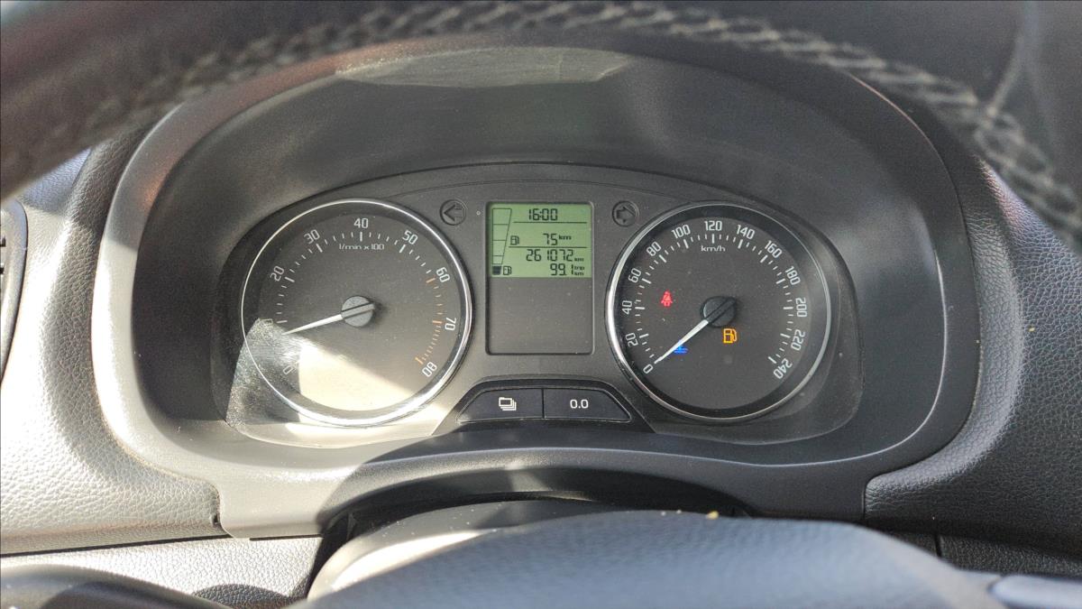 skoda-roomster-1-2-tsi-63-kw - 7