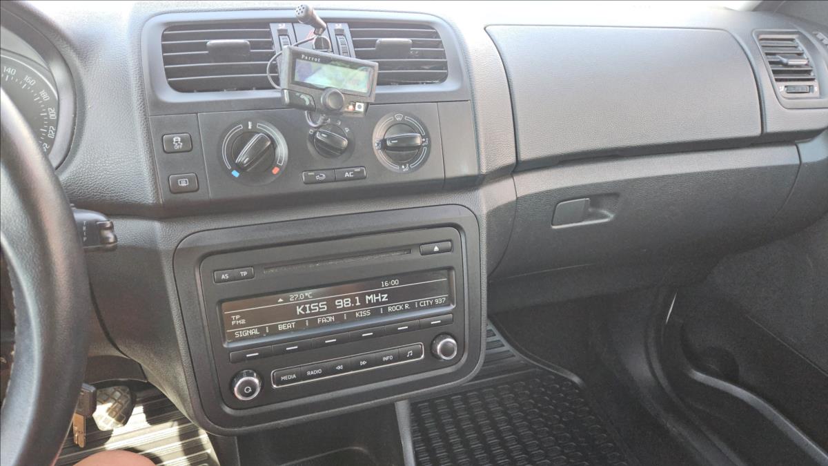 skoda-roomster-1-2-tsi-63-kw - 8