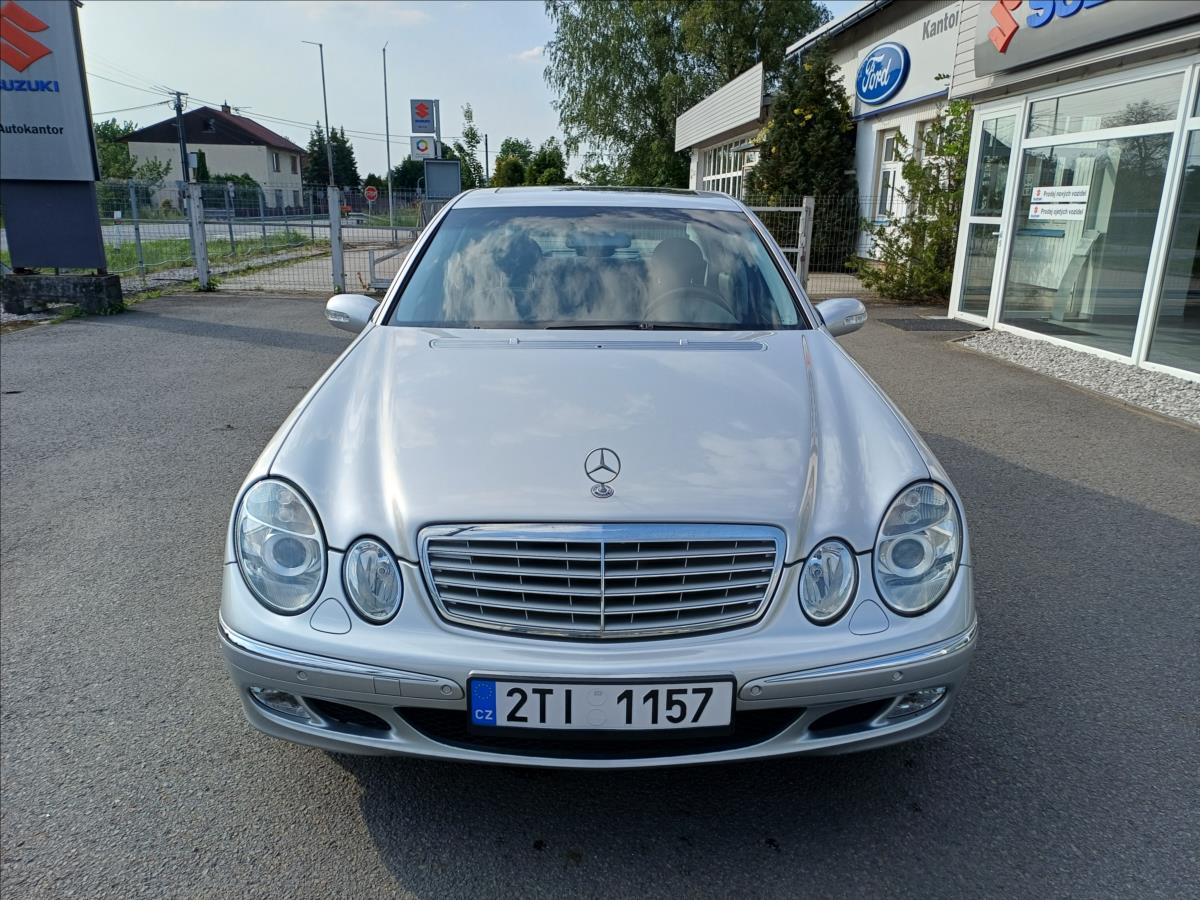 mercedes-benz-tridy-e-2-6-e240-v6-elegance - 1