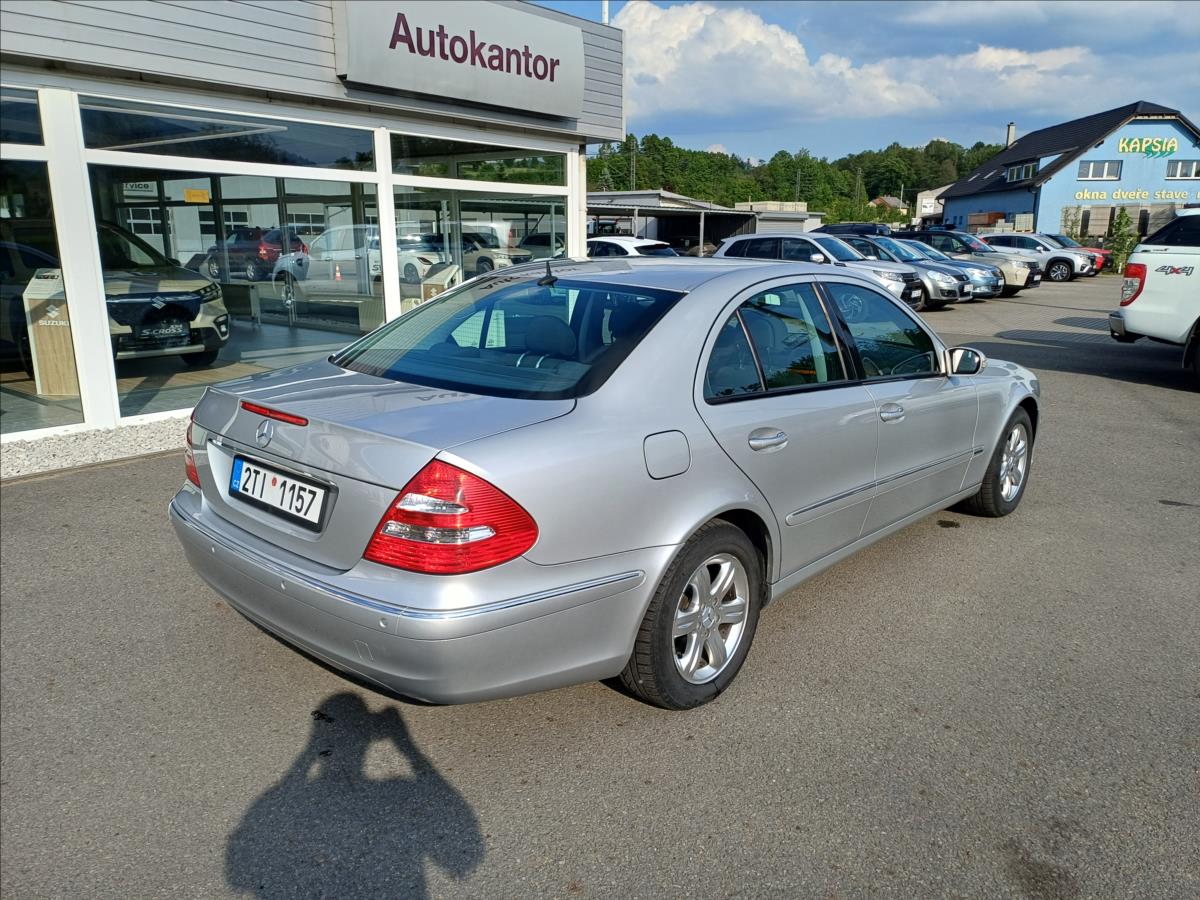 mercedes-benz-tridy-e-2-6-e240-v6-elegance - 4