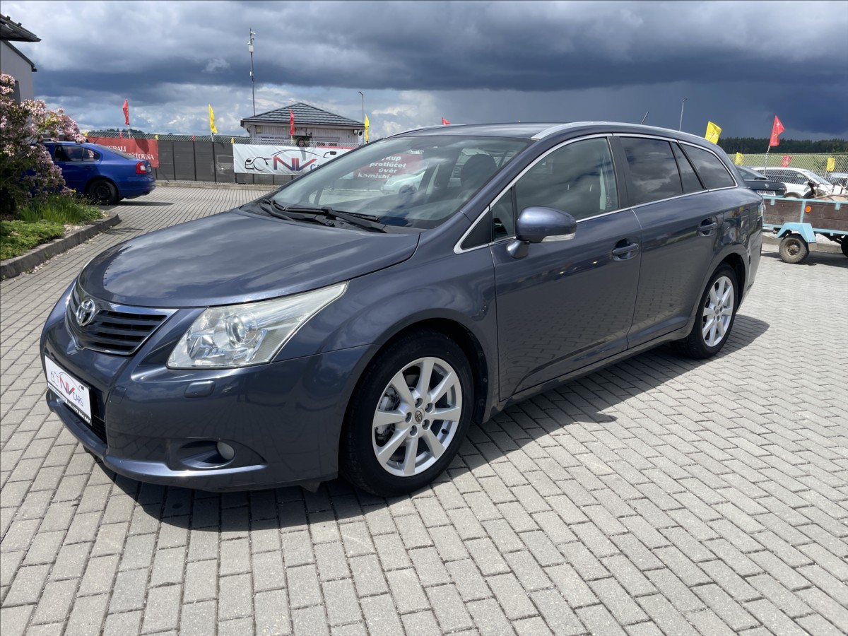 Toyota Avensis 2,0 D-4D 93 kw Klima bez koroze