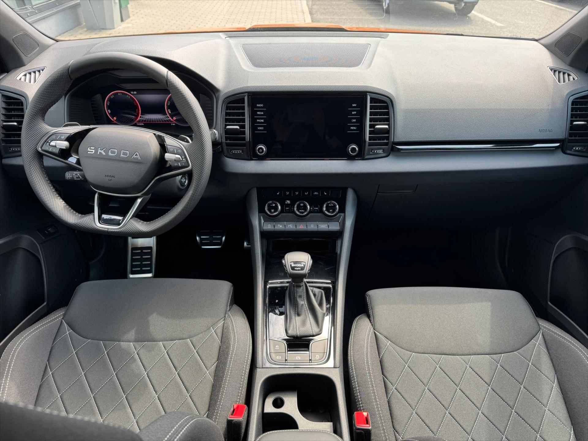 skoda-karoq-2-0-tdi-110-kw-4x4-sportline - 8