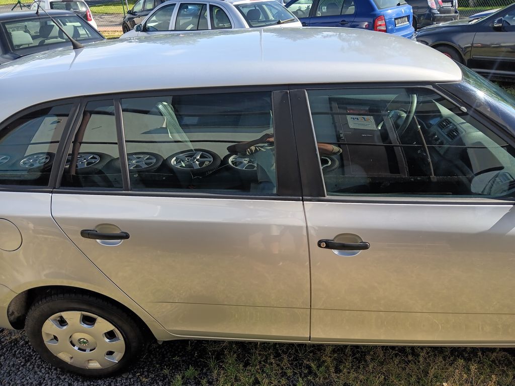 skoda-fabia-1-4-16v-combi-cool - 5