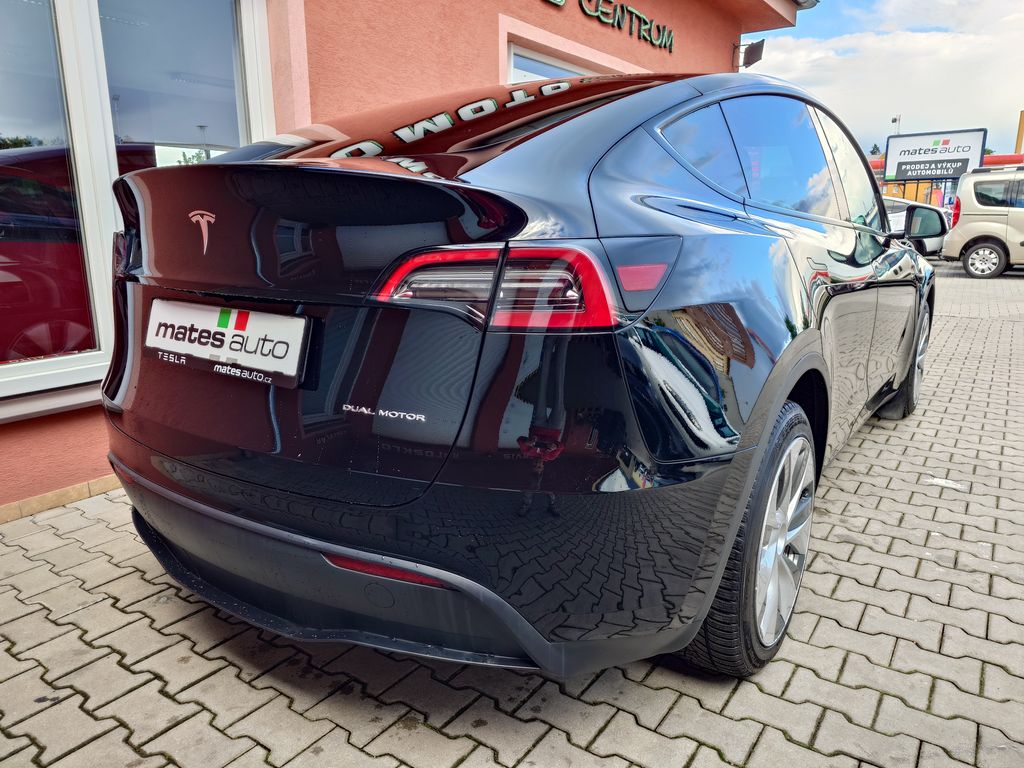 tesla-model-y-long-range-dual-motor-soh-93 - 3