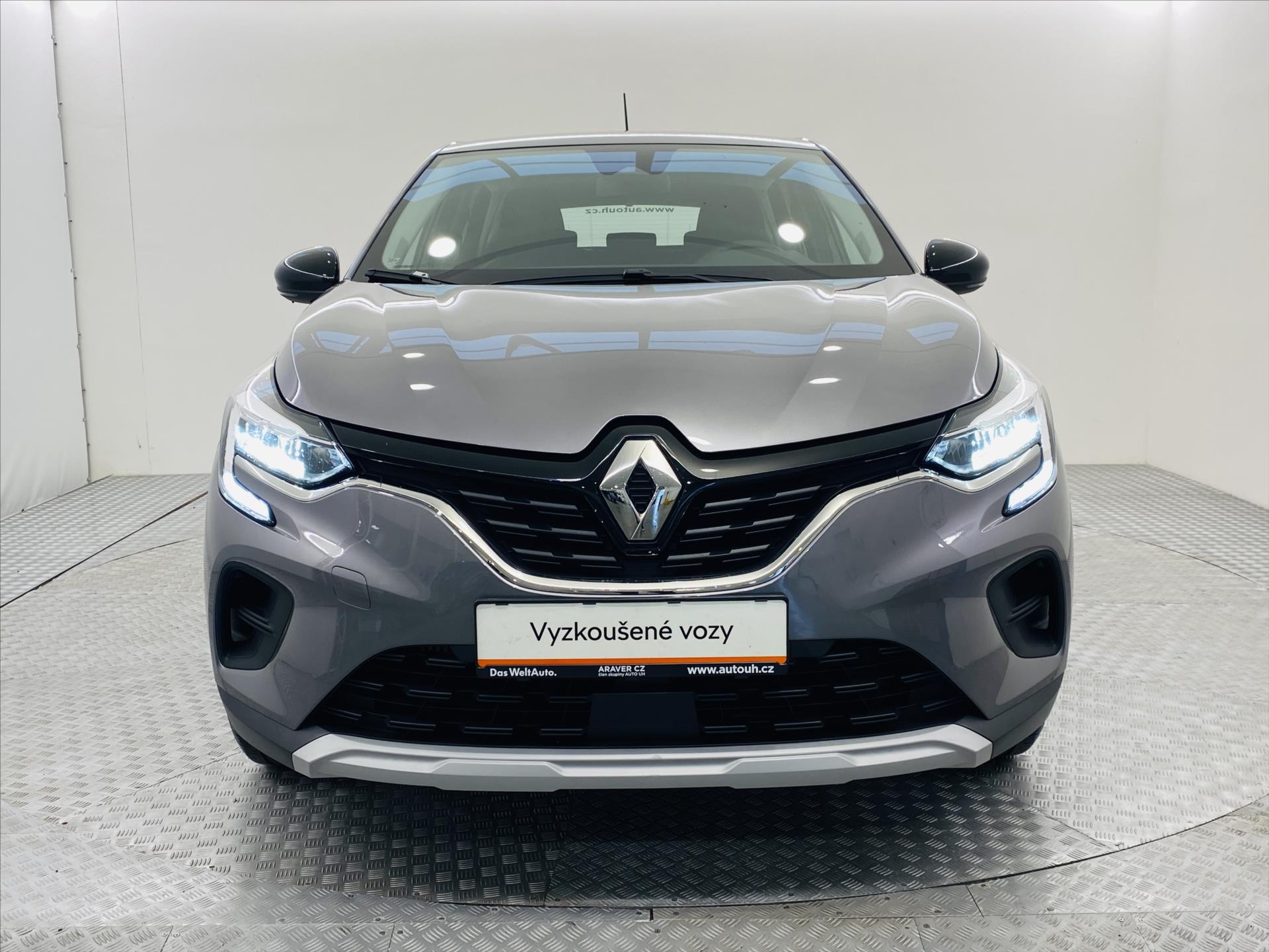 renault-captur-1-0-tce-67kw-lpg - 3