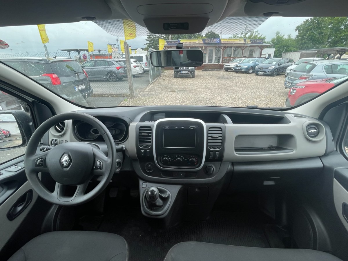 renault-trafic-1-6-dci - 6