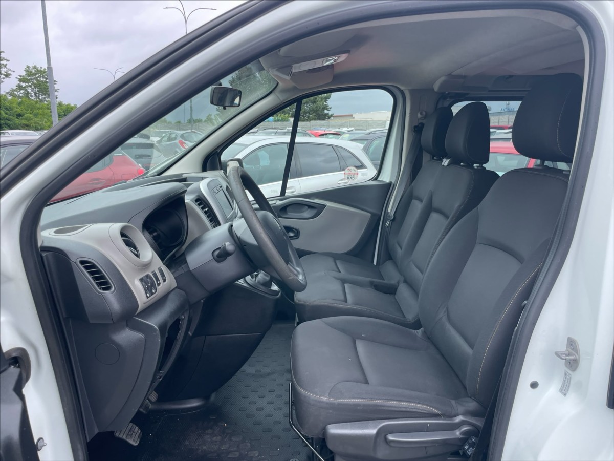 renault-trafic-1-6-dci - 7