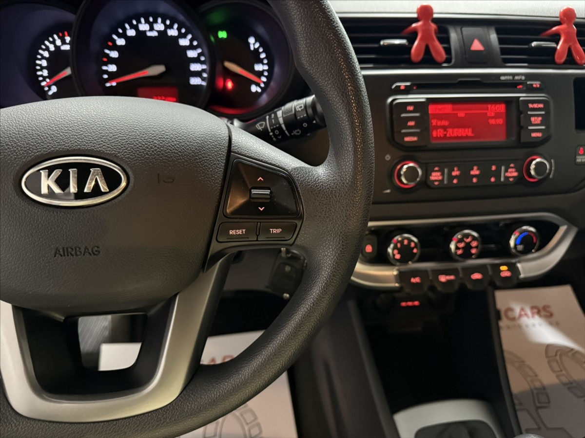 kia-rio-1-3-i-klima-hezky-stav-alu - 8