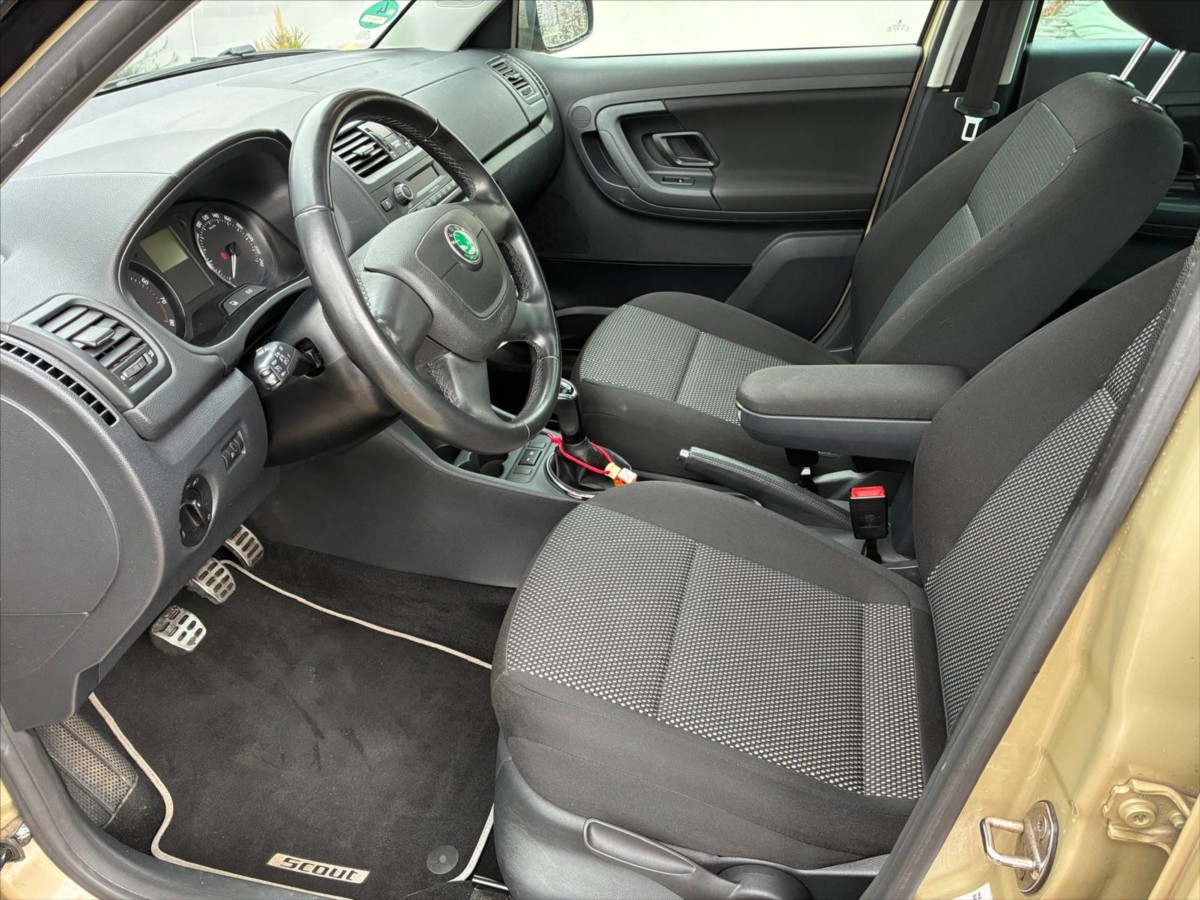 skoda-fabia-1-2-tsi-scout-77kw-scout - 6
