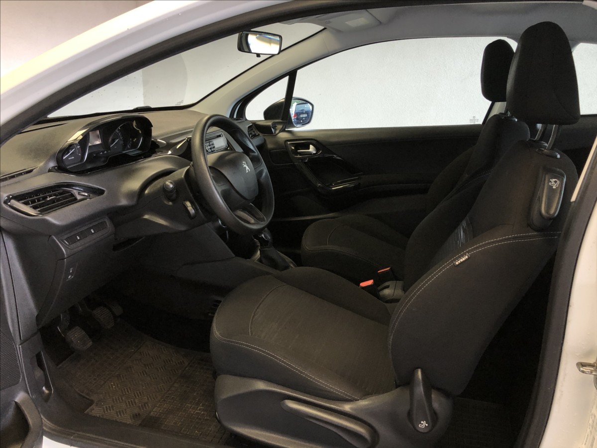 peugeot-208-1-2-pure-tech - 8