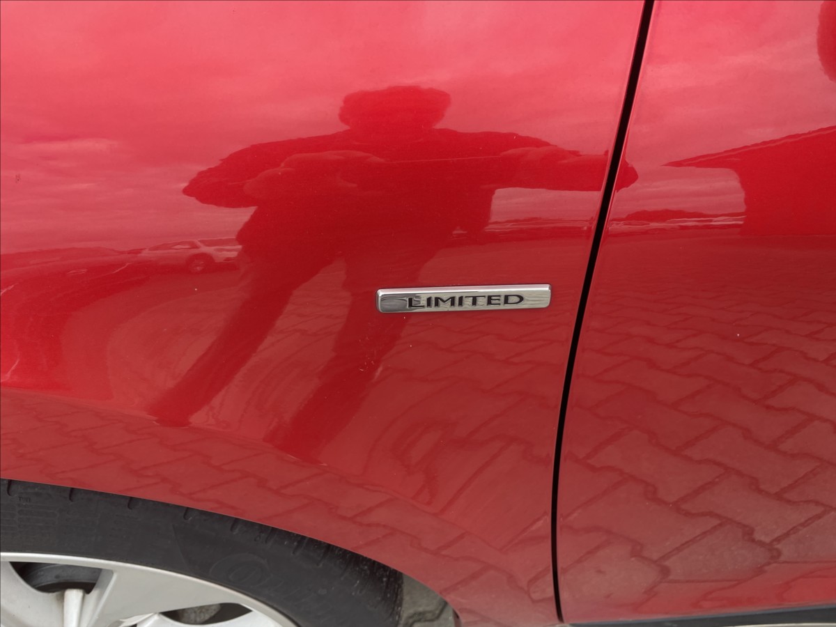 renault-clio-1-5-dci-cr-digiklima-navigace-pekne - 4