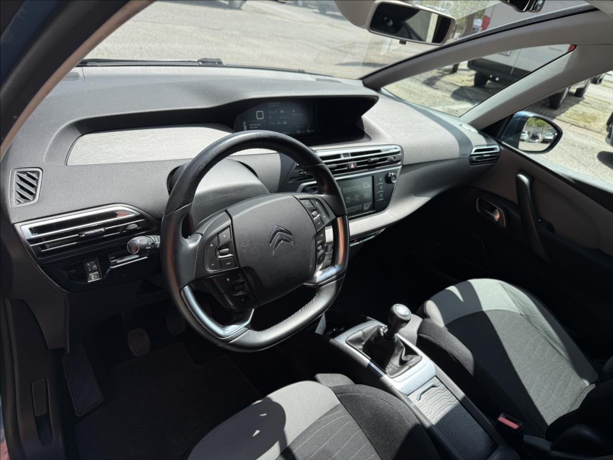citroen-grand-c4-picasso-1-6-hdi-7mist-cr-1majitel - 8
