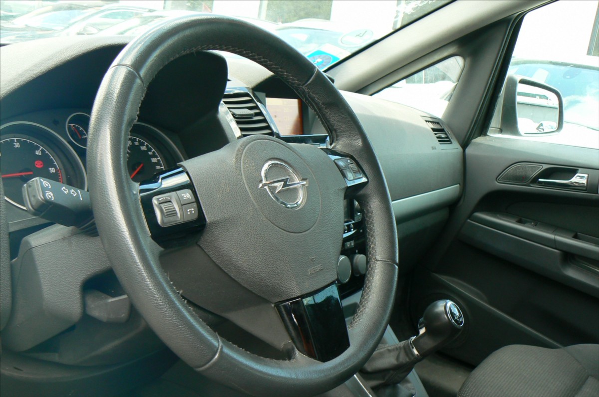 opel-zafira-1-7-cdti-7-mist - 8