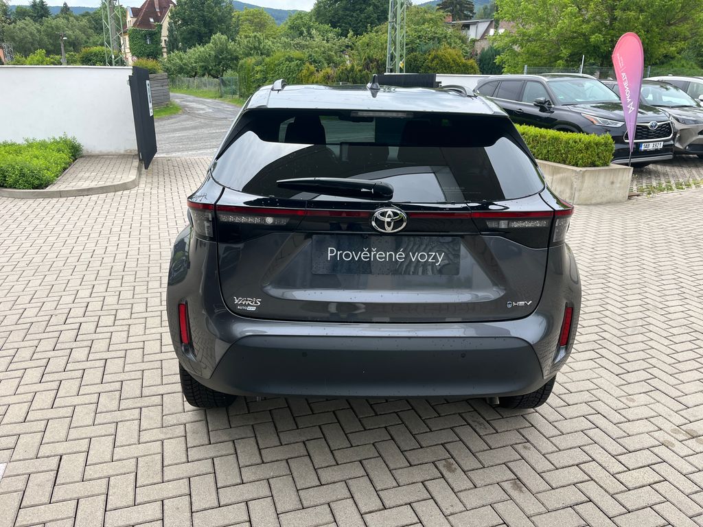 toyota-yaris-cross-1-5-hybrid-e-cvt-style - 4