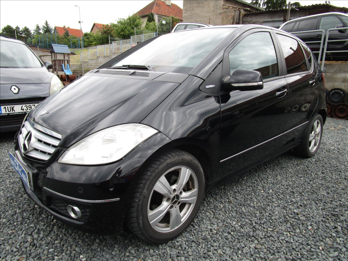 Mercedes-Benz Třídy A A160,  Klima