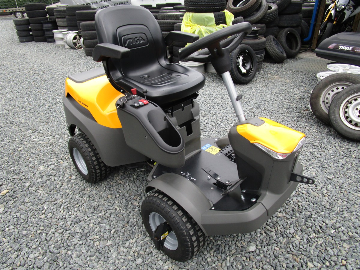 stiga-park-900-wx-pohon-4x4 - 2