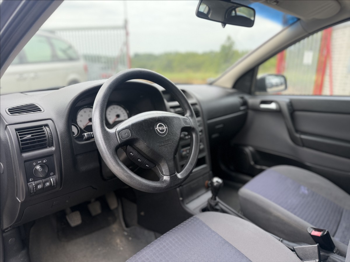 opel-astra-1-6-16v-74tkm-digiklima - 9