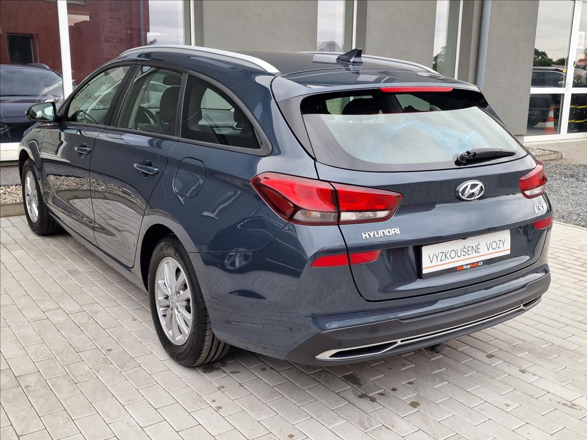 hyundai-i30-1-5i-cvvt-comfort-cr-1-maj - 7