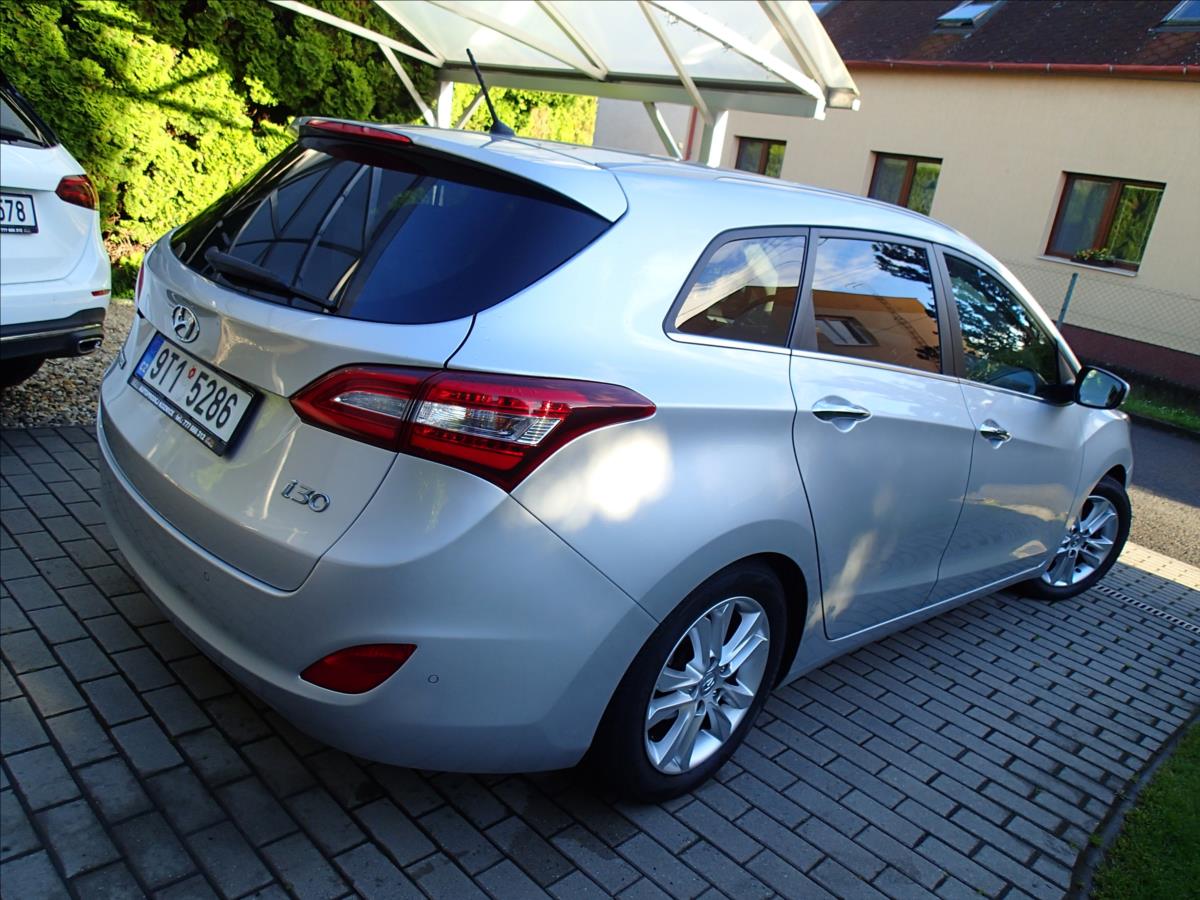 hyundai-i30-1-6-cr-klima-nove-stk - 2