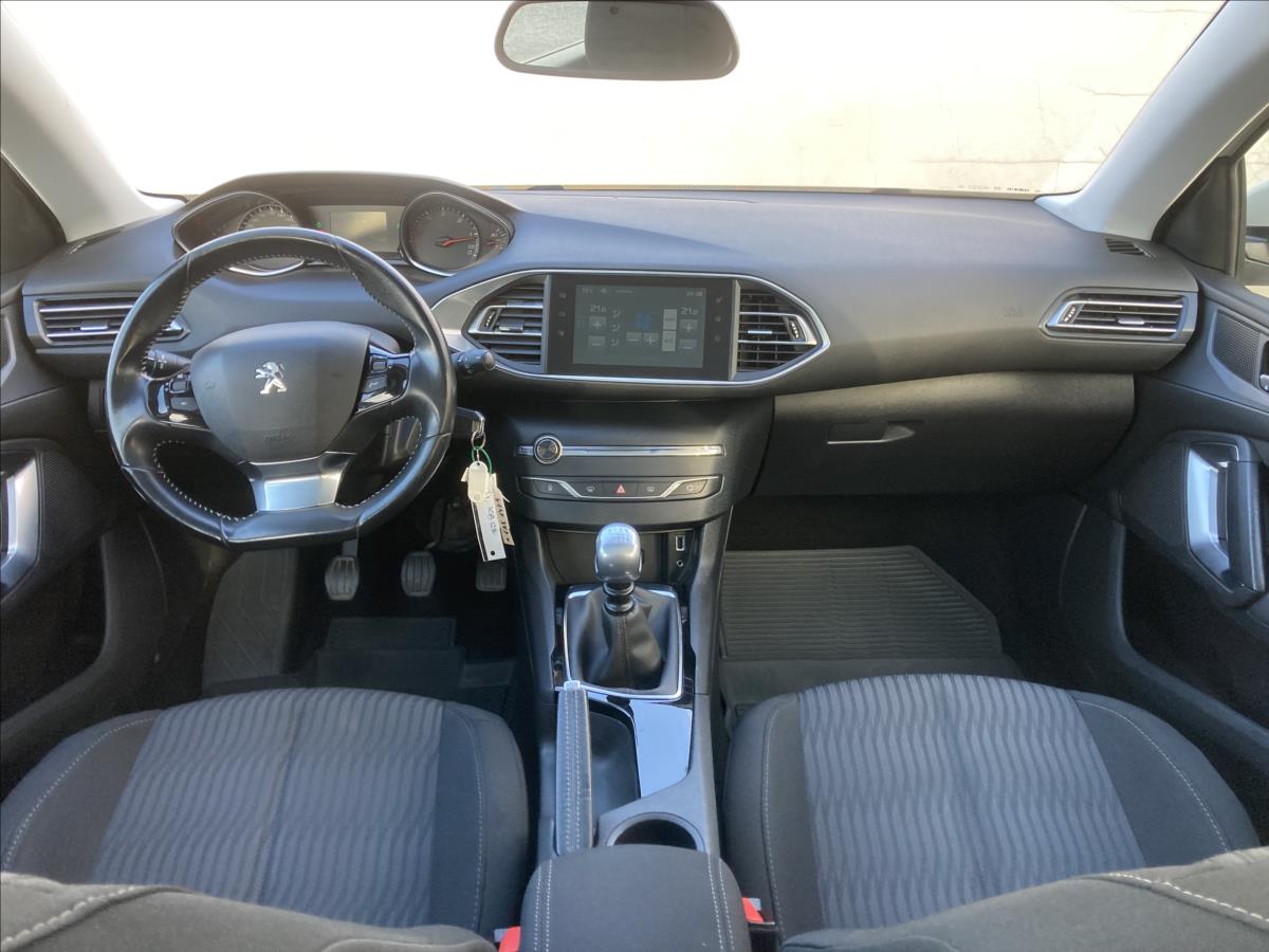 peugeot-308-1-6-sw-active-bluehdi-120-s-s - 8