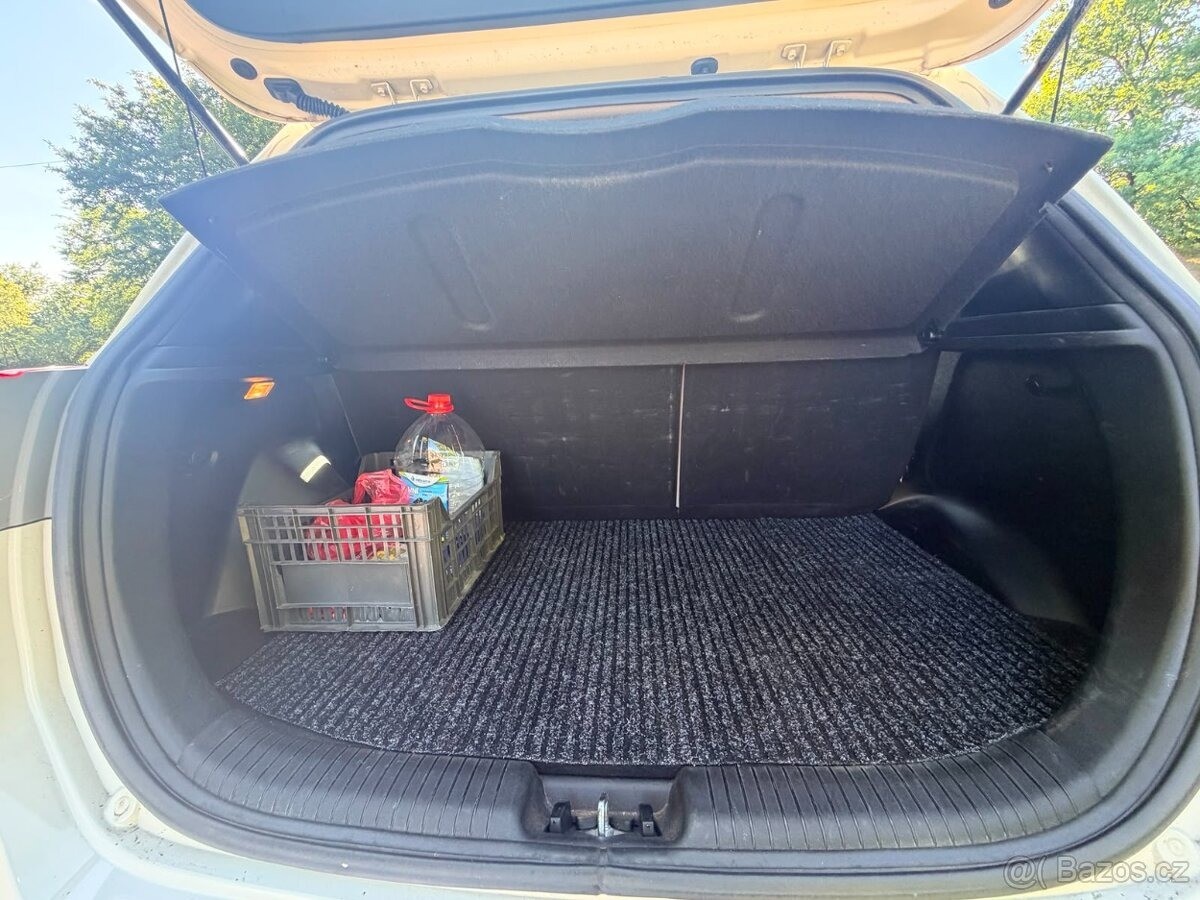 hyundai-ix20-1-6-91-kw-benzin-manual-top - 3