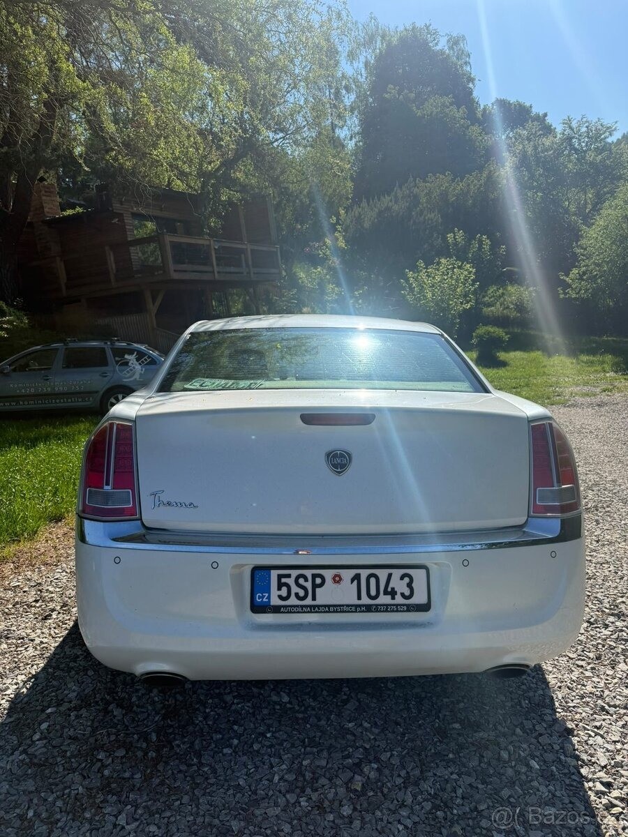 lancia-thema-3-0-v6-crd-176-kw-2012 - 5
