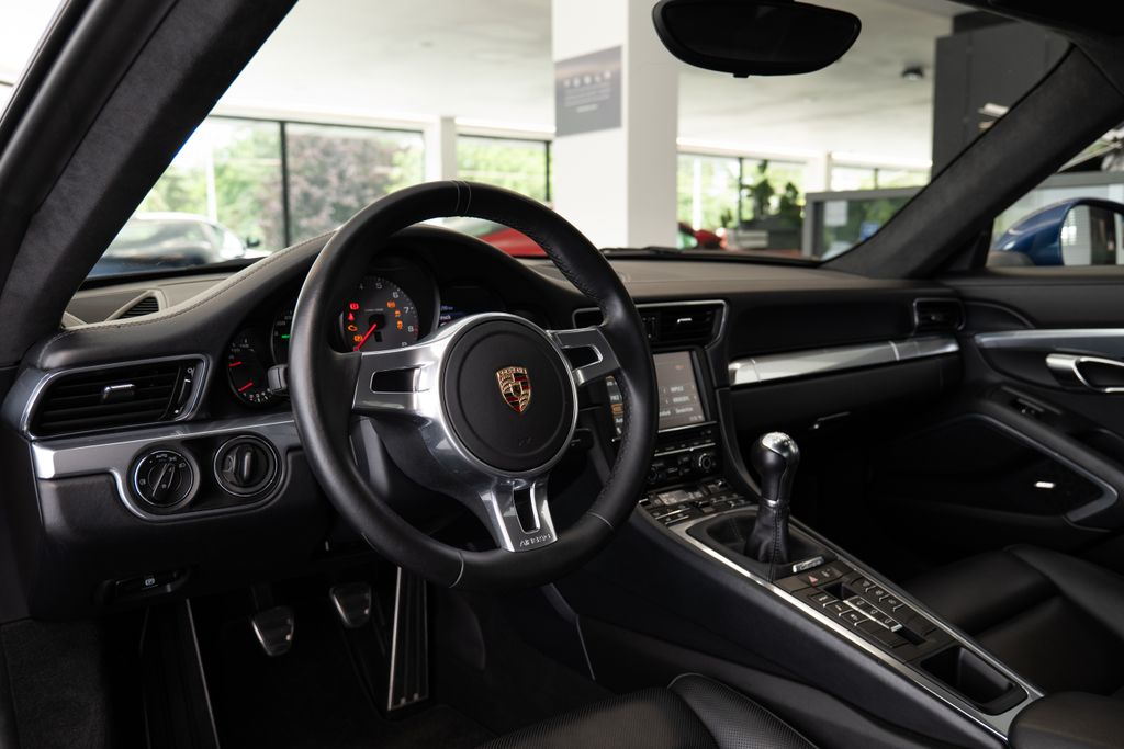 porsche-911-991-carrera-s - 4
