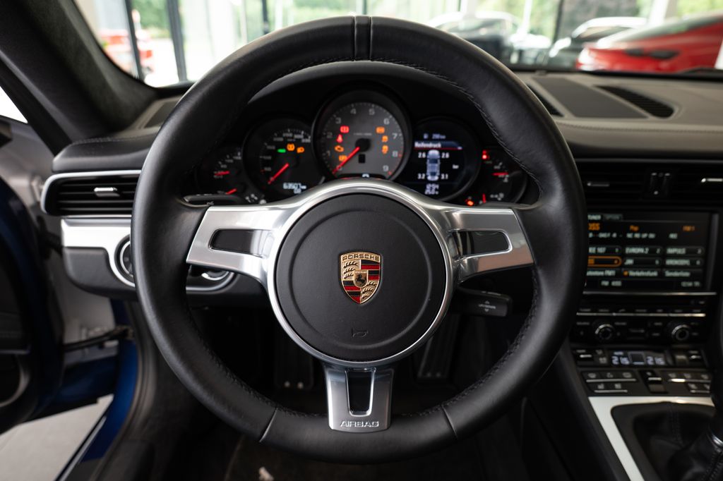 porsche-911-991-carrera-s - 5