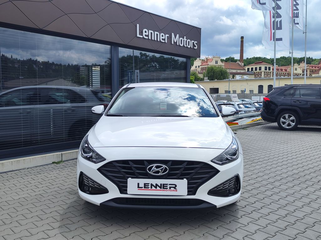 hyundai-i30-1-5i-81kw-comfort - 1