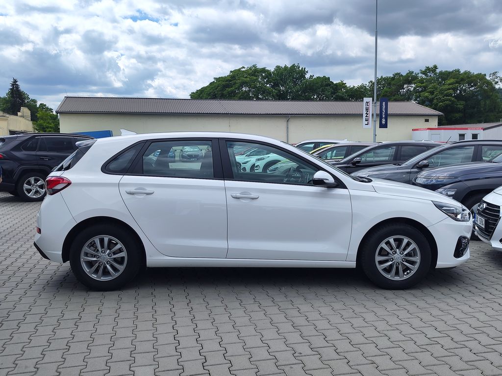 hyundai-i30-1-5i-81kw-comfort - 3