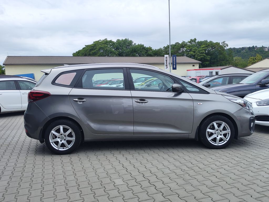 kia-carens-1-7-crdi-7-mist-navi-tazne - 3