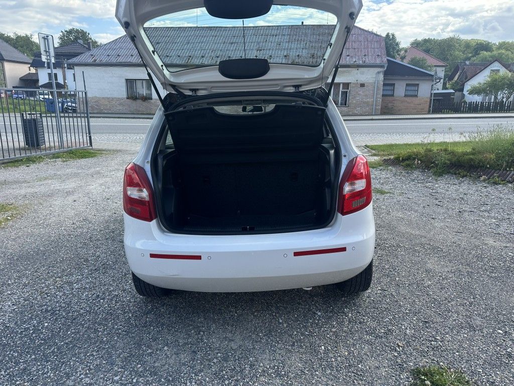 skoda-fabia-sportline-1-2-tsi-77kw-servisk - 4
