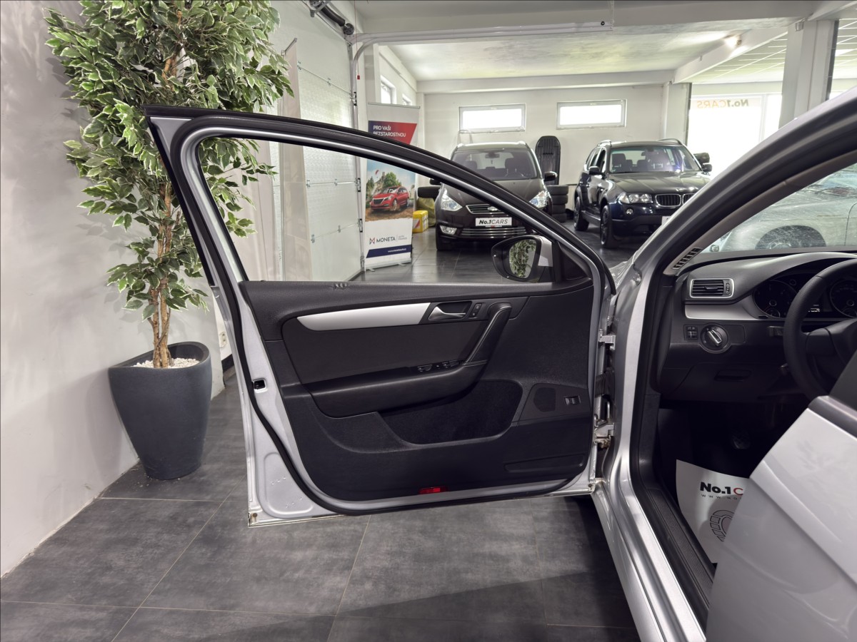 volkswagen-passat-1-6-tdi-77kw-vyhrev-tazne - 5