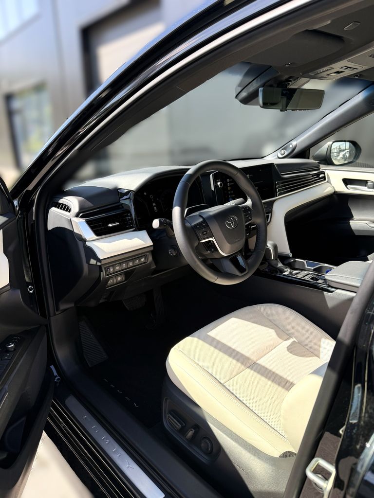 toyota-camry-executive - 5