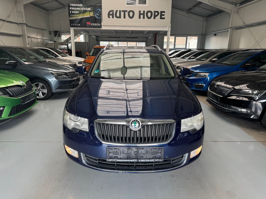 skoda-superb-combi-1-8-tsi-4x4-elegance - 1