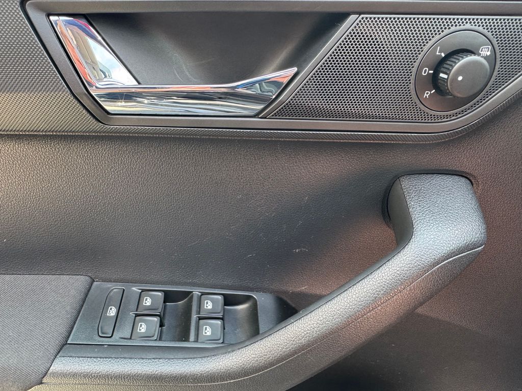 skoda-fabia-1-2-tsi-style - 6