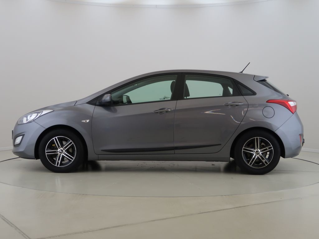 hyundai-i30-1-2mpi-73kw-manual-cz - 7