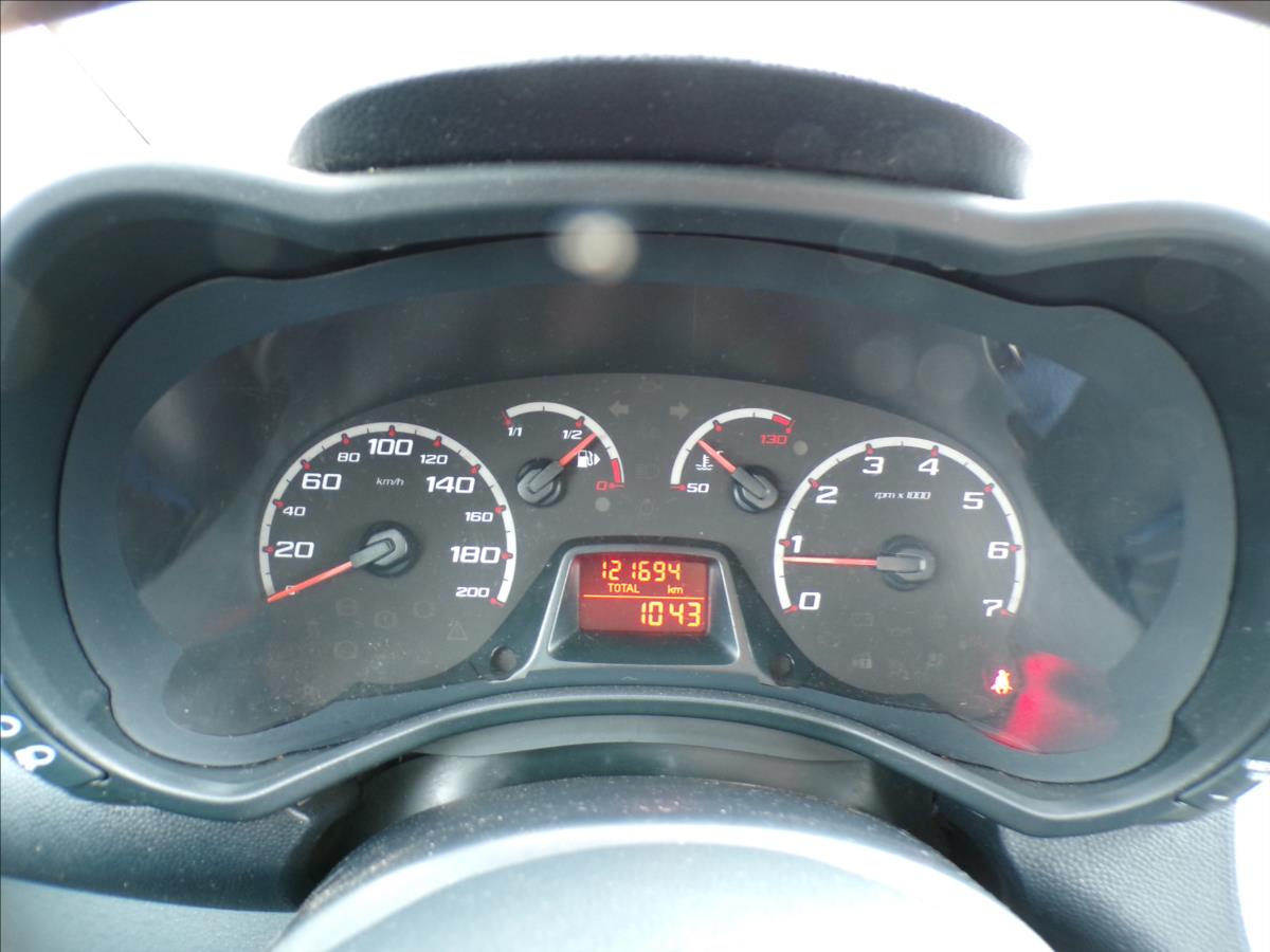 ford-ka-1-2-i - 6