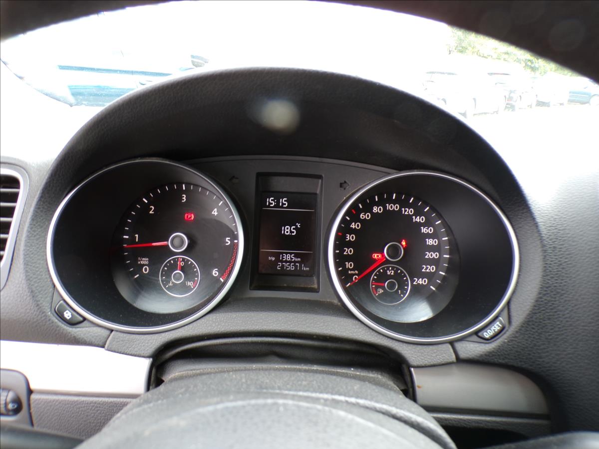 volkswagen-golf-1-6-tdi - 6