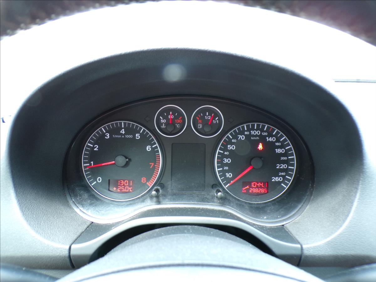 audi-a3-1-6-i-digi-klima - 7