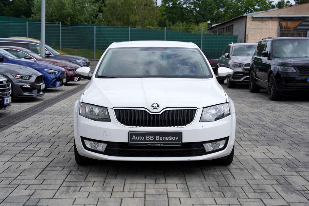 Škoda Octavia III  2.0TDi 135 kW DSG 4x4 ČR